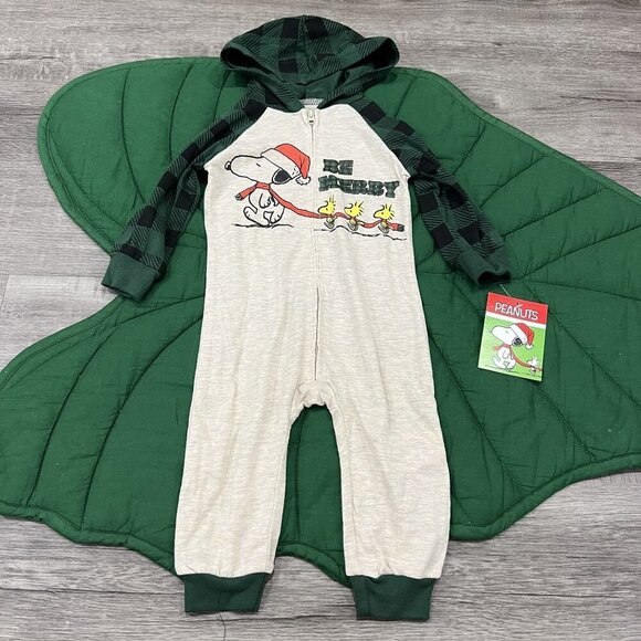 Peanuts 6-9M Snoopy Hooded Coverall Romper Holiday Christmas - Picture 1 of 4